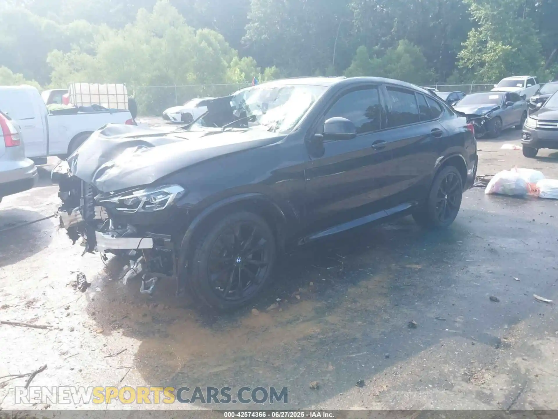 2 Photograph of a damaged car 5UX33DT07R9T67833 BMW X4 2024