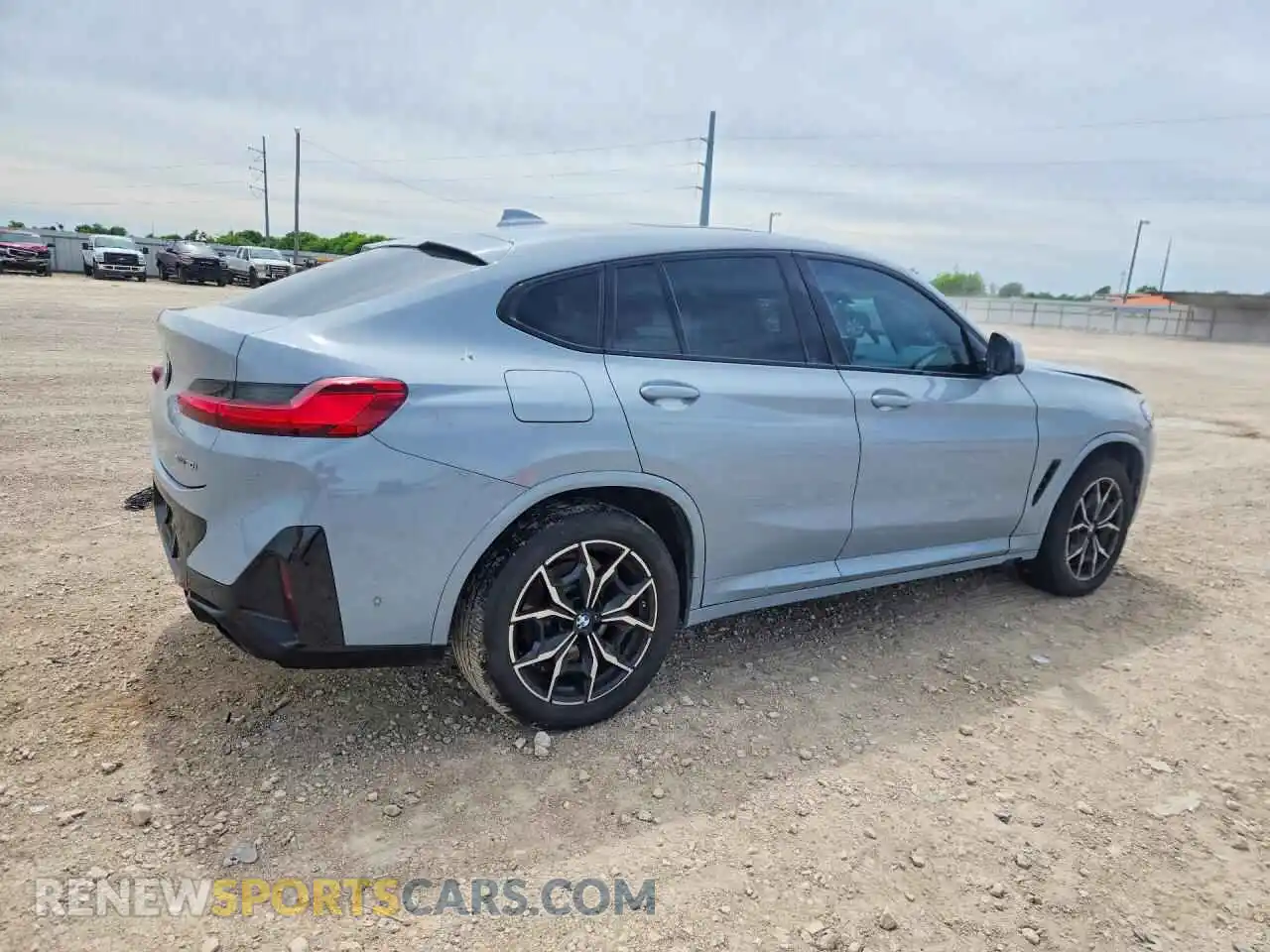 3 Photograph of a damaged car 5UX33DT08R9T51673 BMW X4 2024