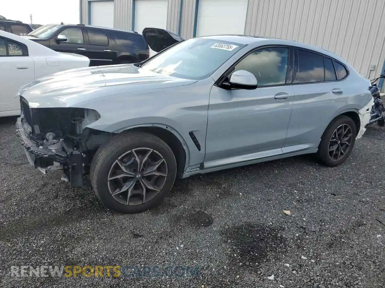 1 Photograph of a damaged car 5UX33DT09R9T58809 BMW X4 2024
