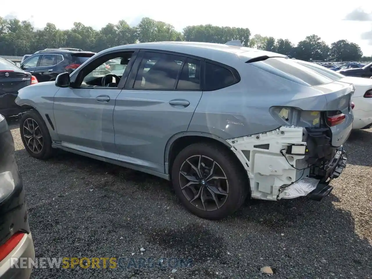 2 Photograph of a damaged car 5UX33DT09R9T58809 BMW X4 2024
