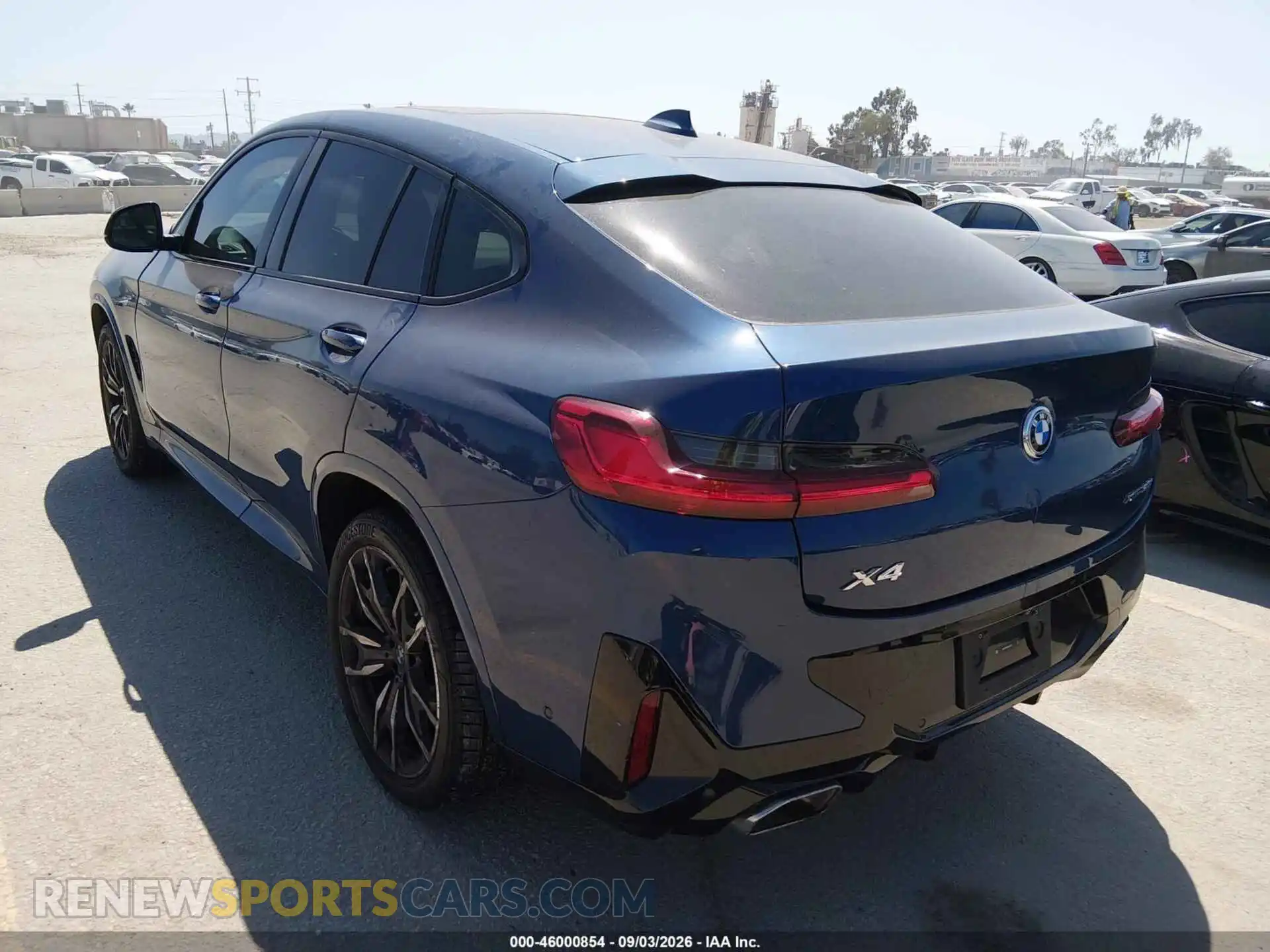 3 Photograph of a damaged car 5UX33DT0XR9V43712 BMW X4 2024