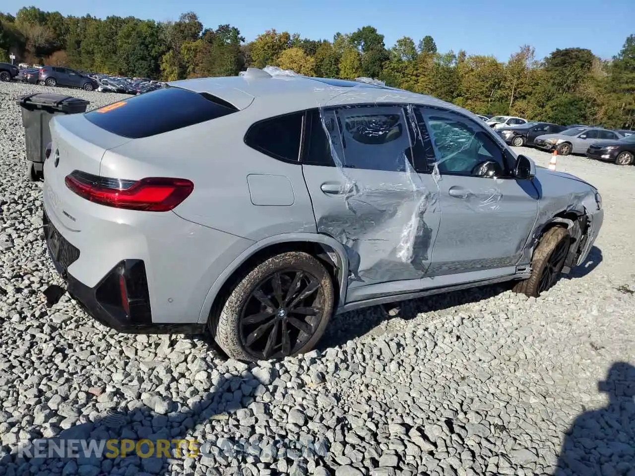 3 Фотография поврежденного автомобиля 5UX33DT0XR9X06293 BMW X4 2024