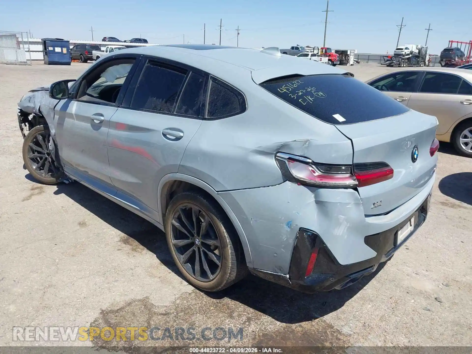 3 Photograph of a damaged car 5UX43DT06R9U44941 BMW X4 2024