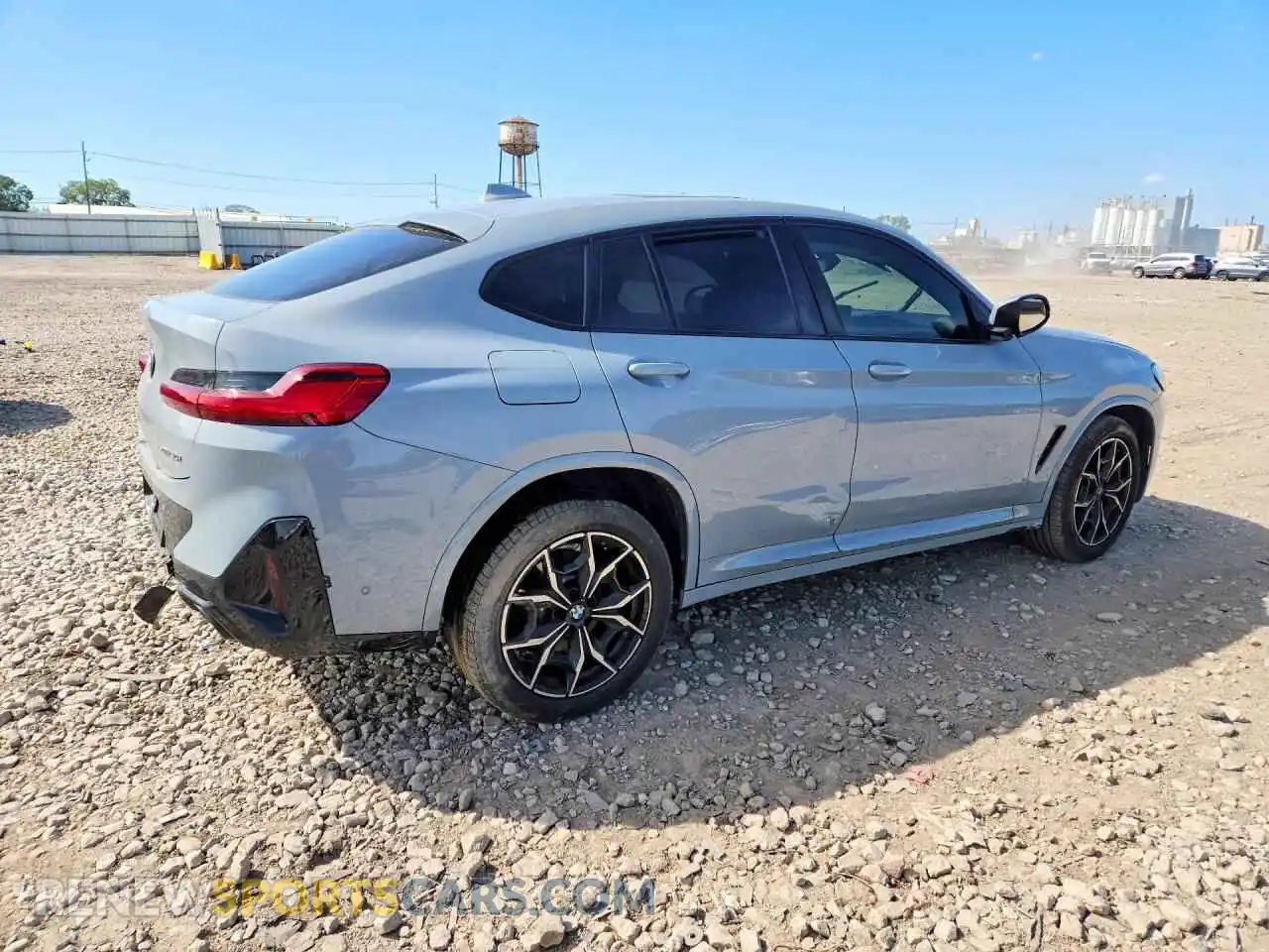 3 Фотография поврежденного автомобиля 5UX33DT08S9175763 BMW X4 2025