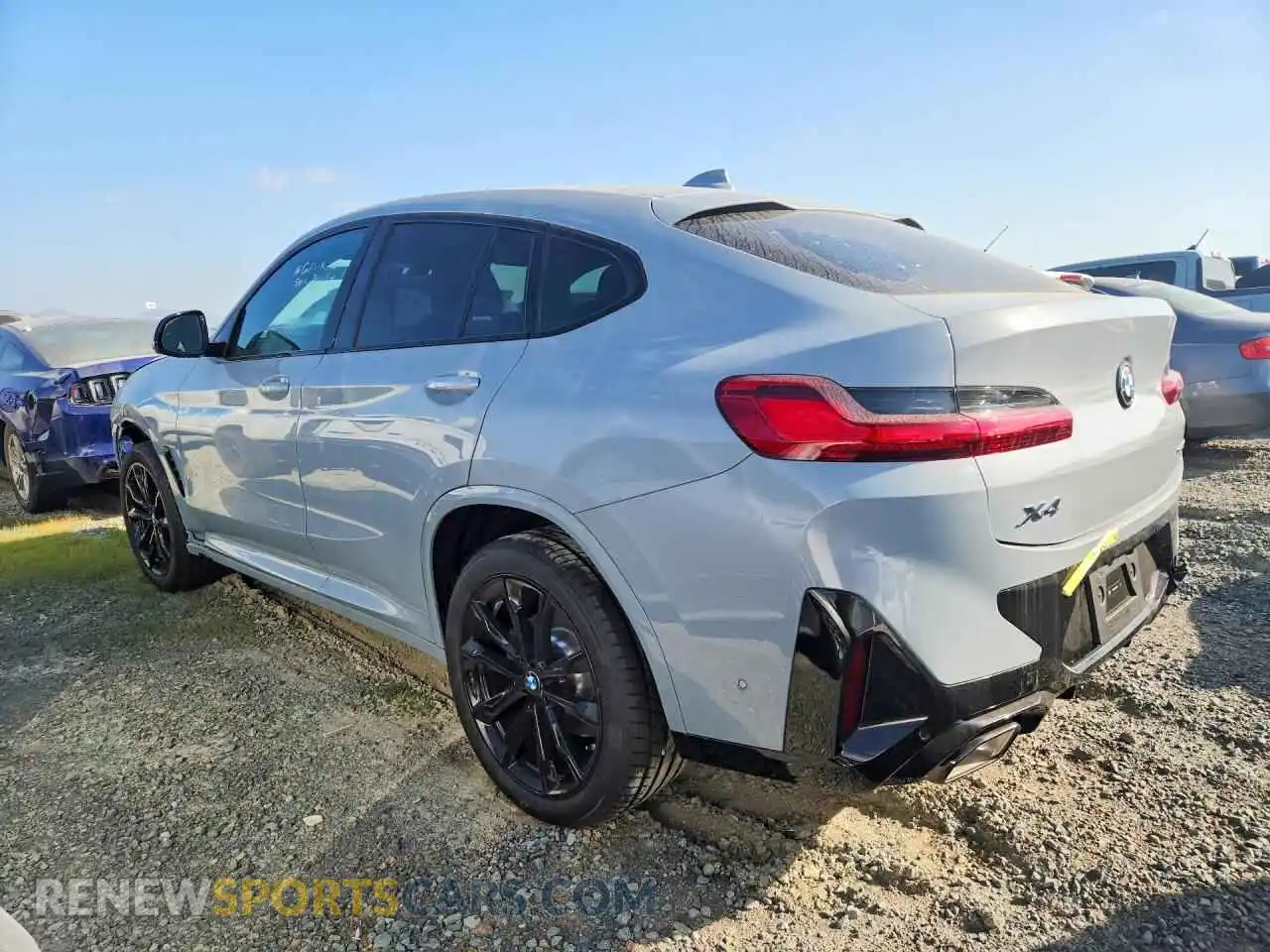 2 Photograph of a damaged car 5UX33DT0XS9118643 BMW X4 2025