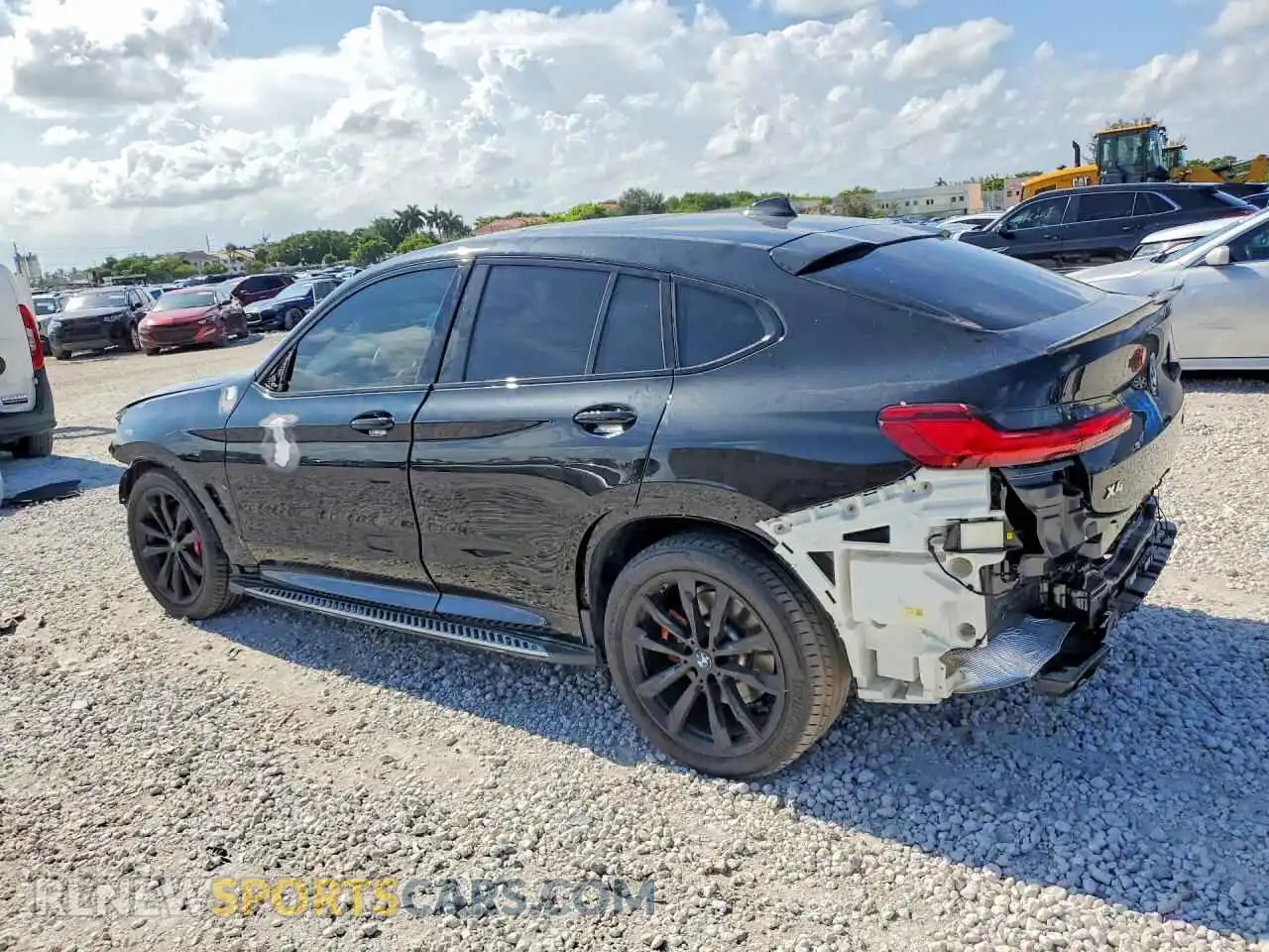 2 Photograph of a damaged car 5UX43DT03S9170961 BMW X4 2025