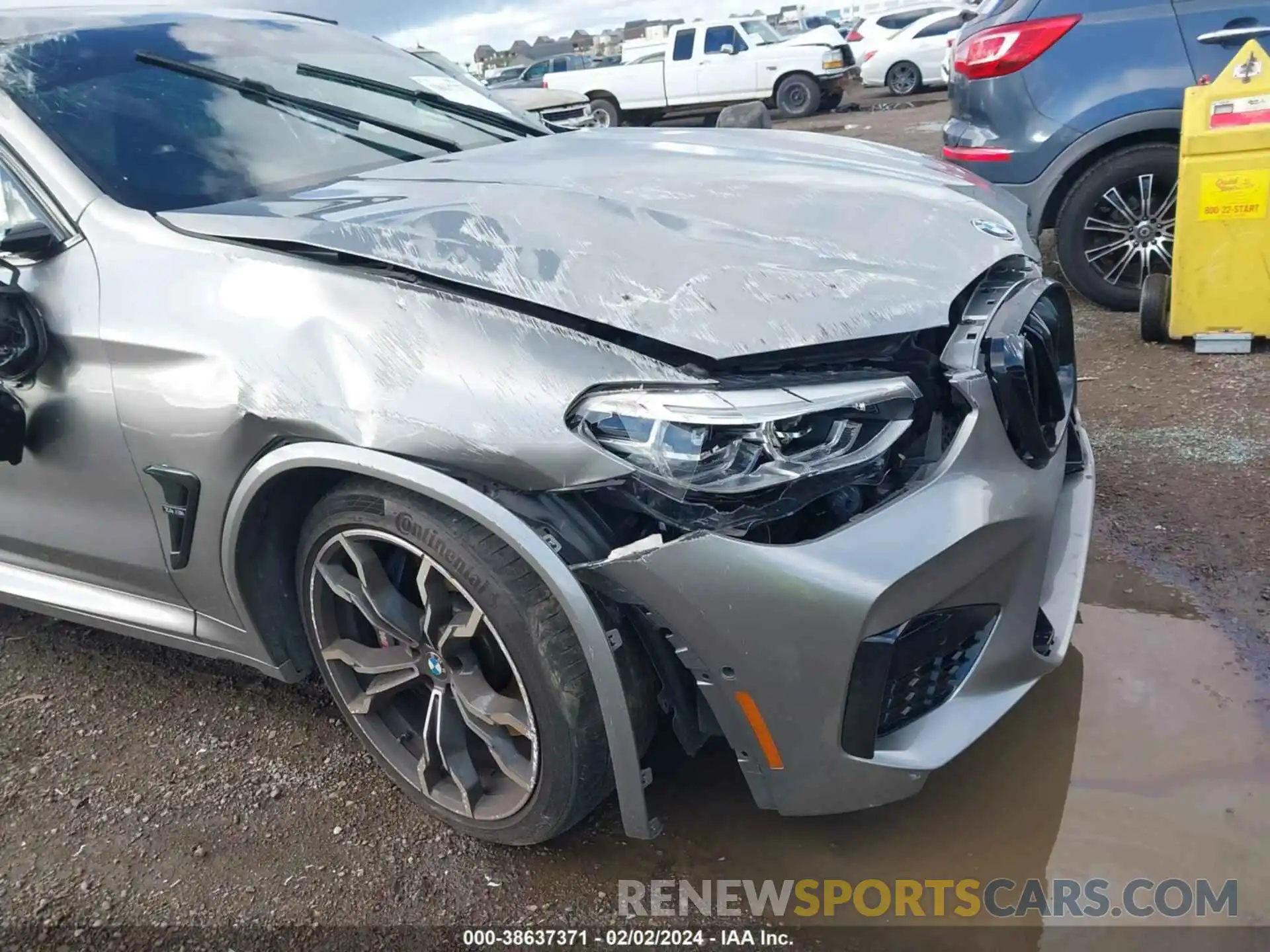 17 Фотография поврежденного автомобиля 5YMUJ0C04LLA99851 BMW X4 M 2020
