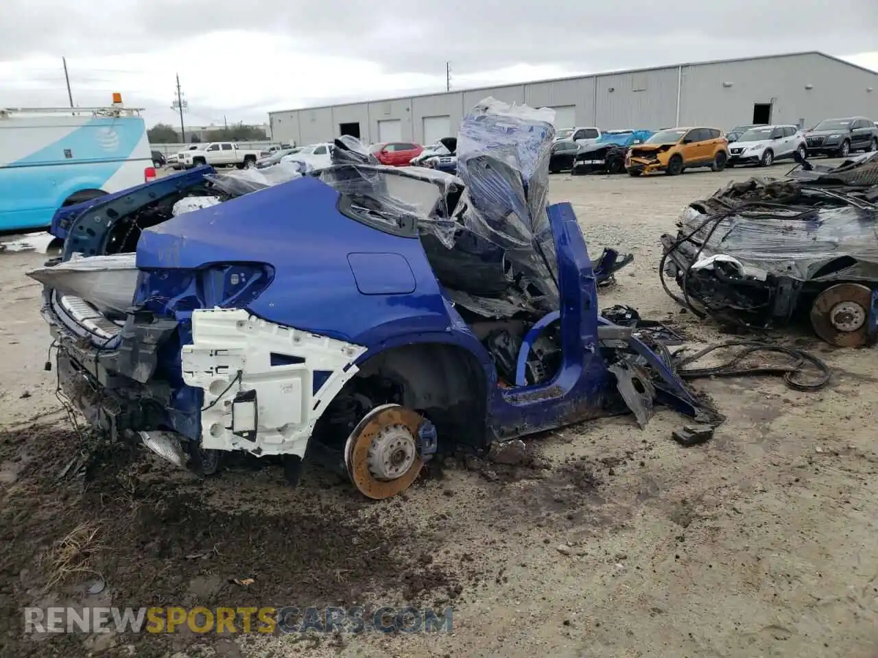 3 Photograph of a damaged car 5YM23EC01N9J41341 BMW X4 M 2022