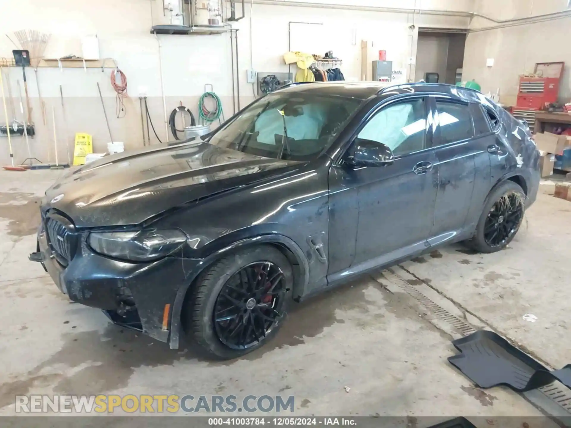 2 Photograph of a damaged car 5YM23EC05P9R57259 BMW X4 M 2023