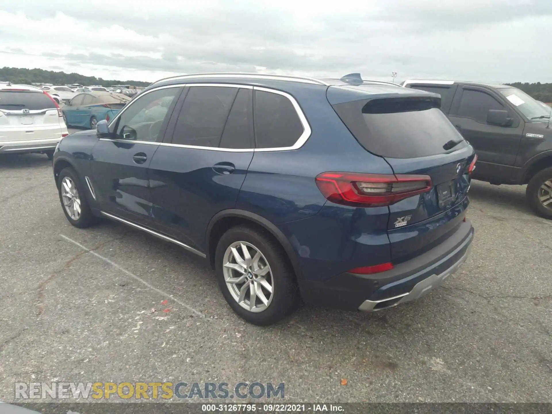 3 Photograph of a damaged car 5UXCR6C50KLK85148 BMW X5 2019
