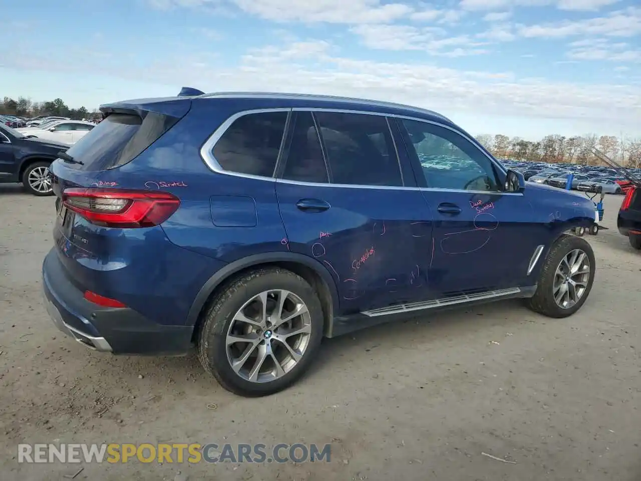 3 Photograph of a damaged car 5UXCR6C50KLL04099 BMW X5 2019