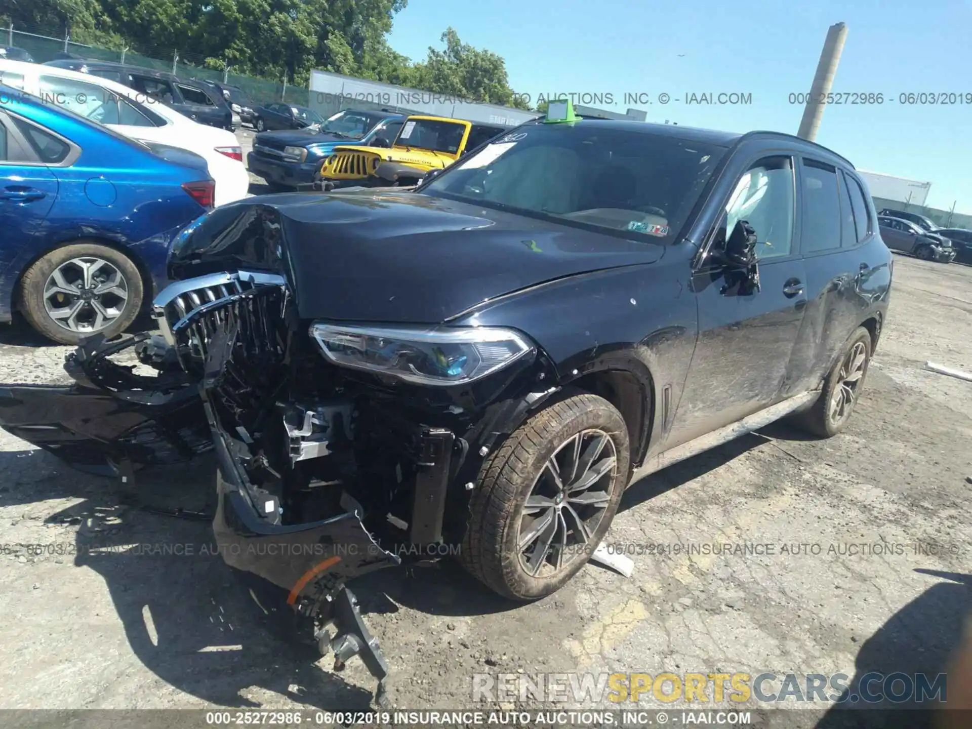 2 Photograph of a damaged car 5UXCR6C50KLL09495 BMW X5 2019