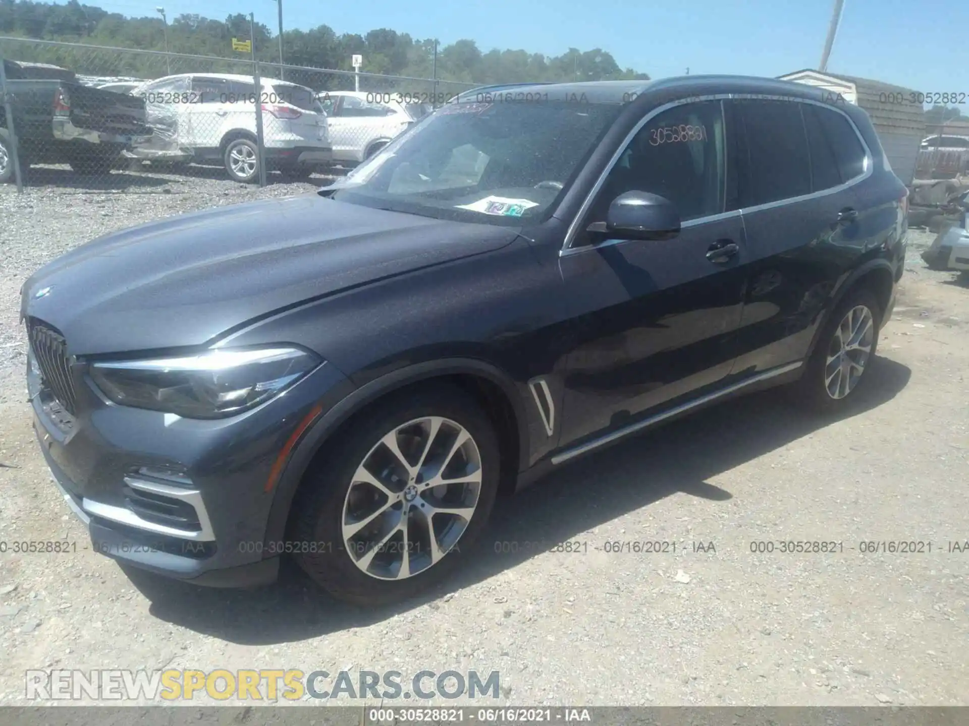 2 Photograph of a damaged car 5UXCR6C50KLL11019 BMW X5 2019