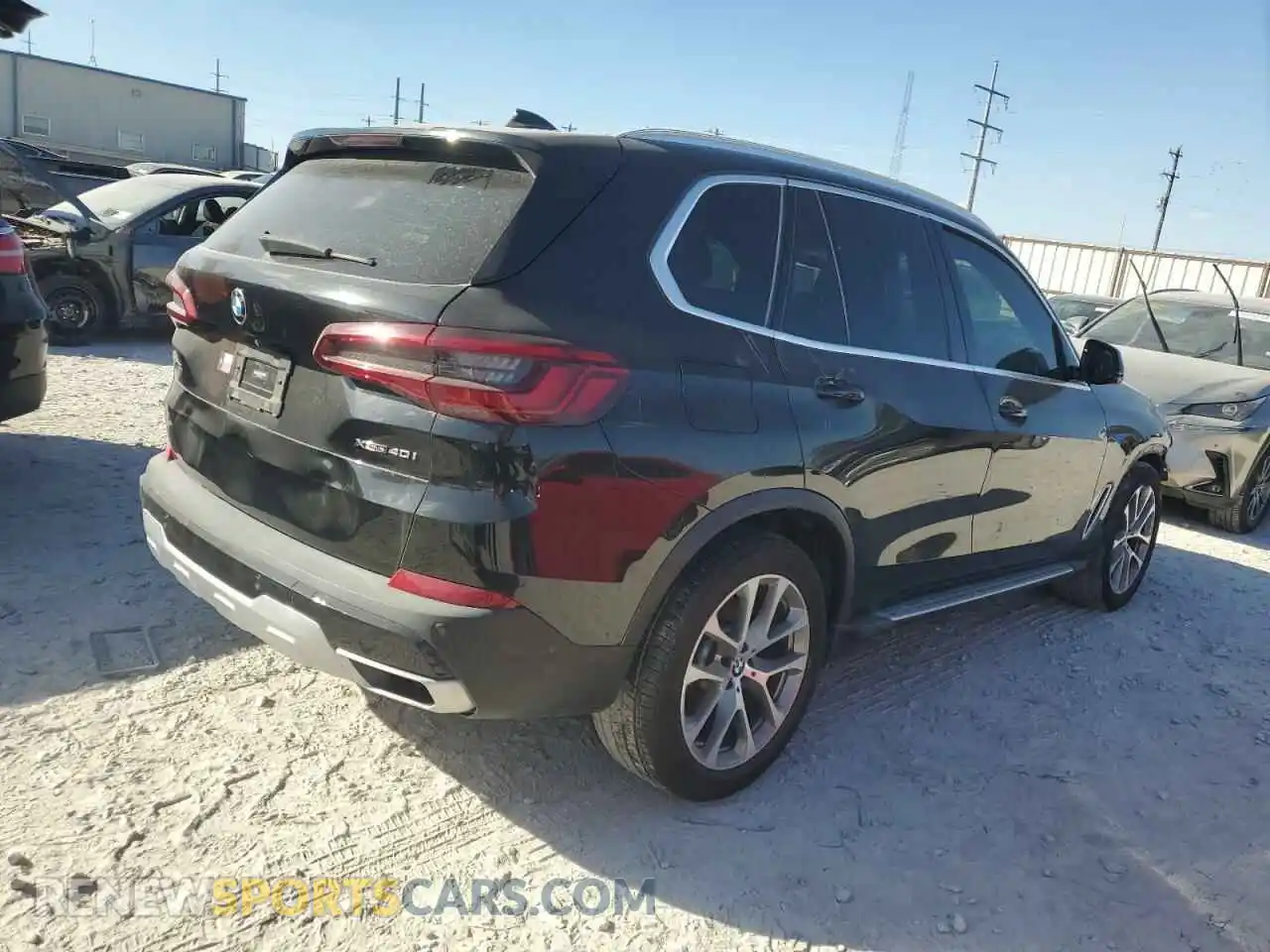 3 Фотография поврежденного автомобиля 5UXCR6C50KLL13711 BMW X5 2019