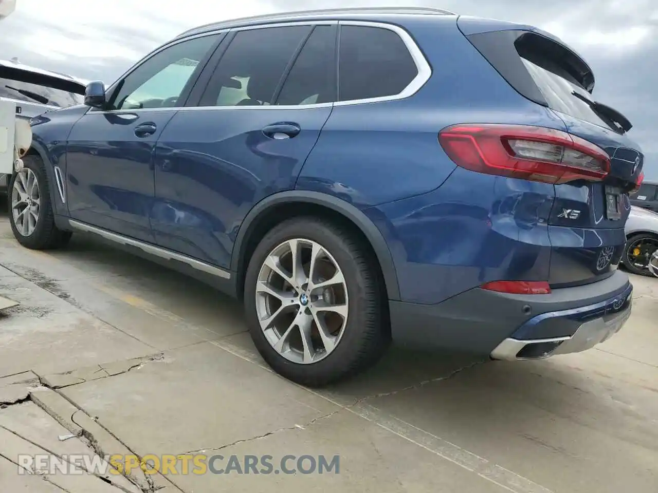 2 Photograph of a damaged car 5UXCR6C50KLL25888 BMW X5 2019