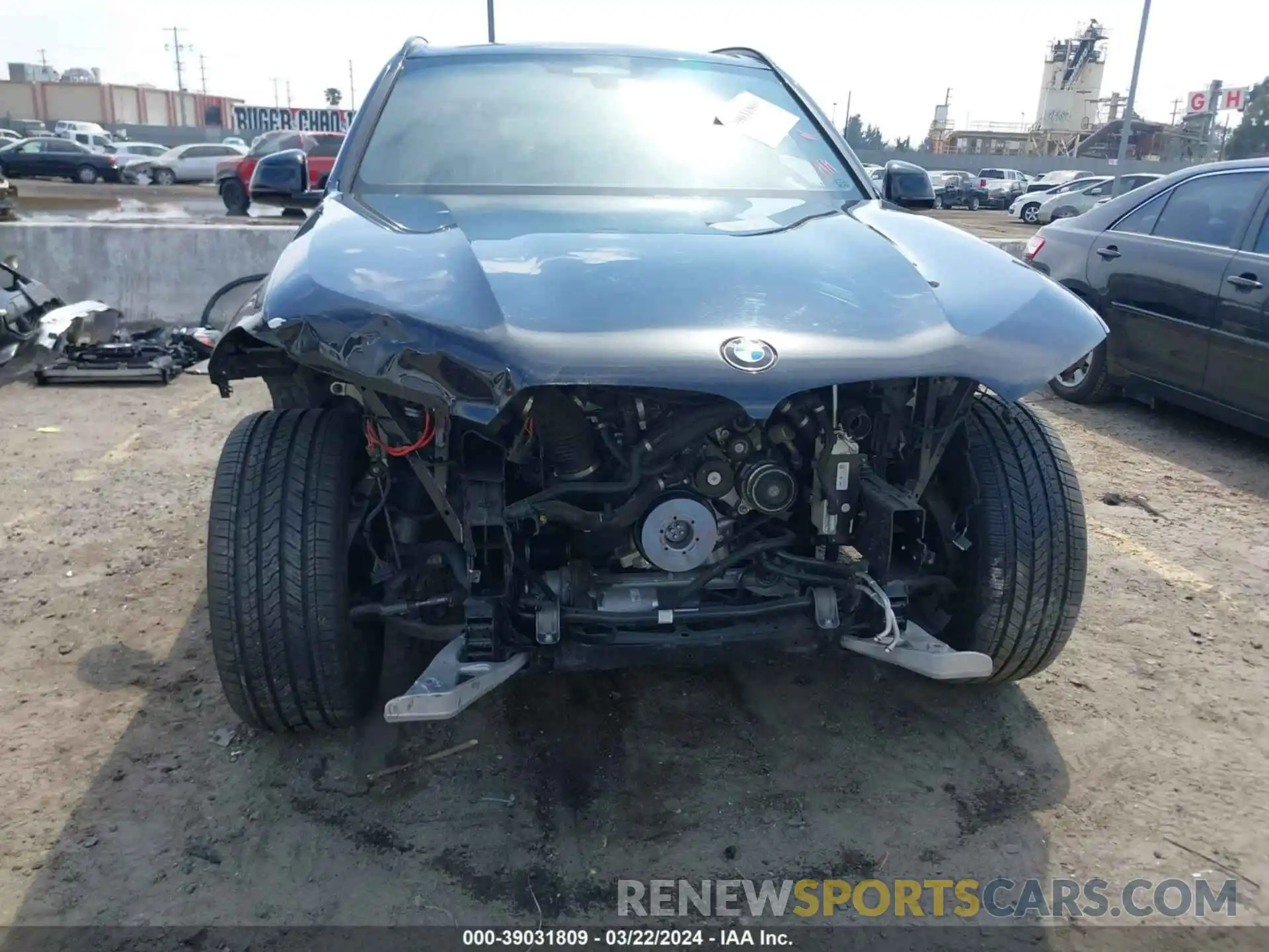 6 Photograph of a damaged car 5UXCR6C51KLL26712 BMW X5 2019