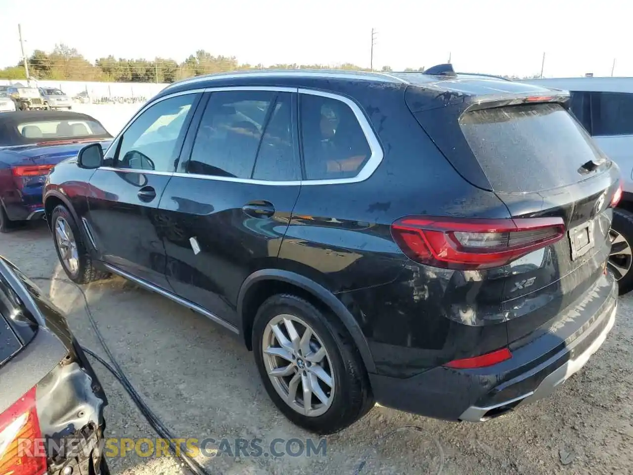 2 Photograph of a damaged car 5UXCR6C52KLK83076 BMW X5 2019