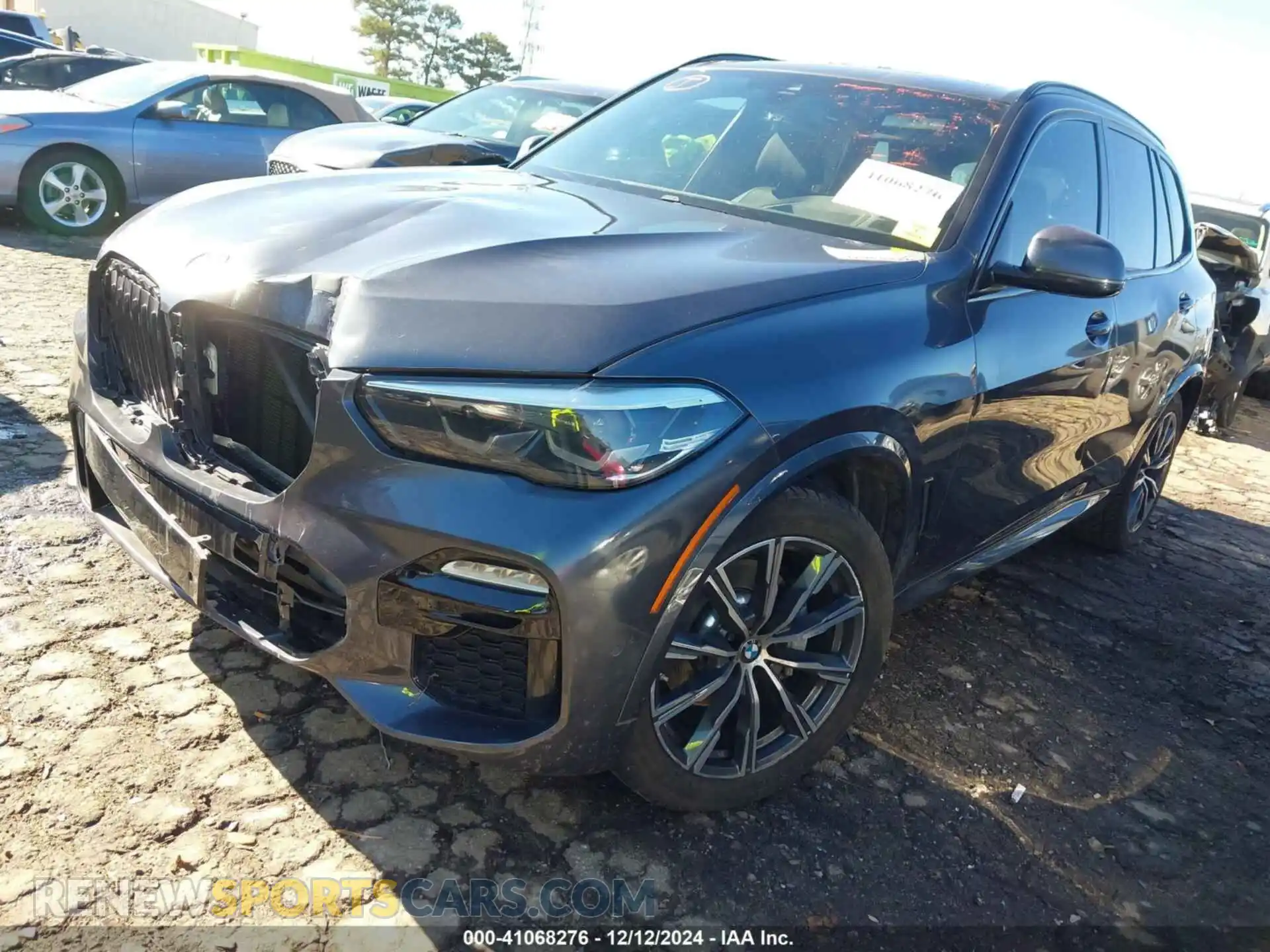 2 Photograph of a damaged car 5UXCR6C52KLL02693 BMW X5 2019