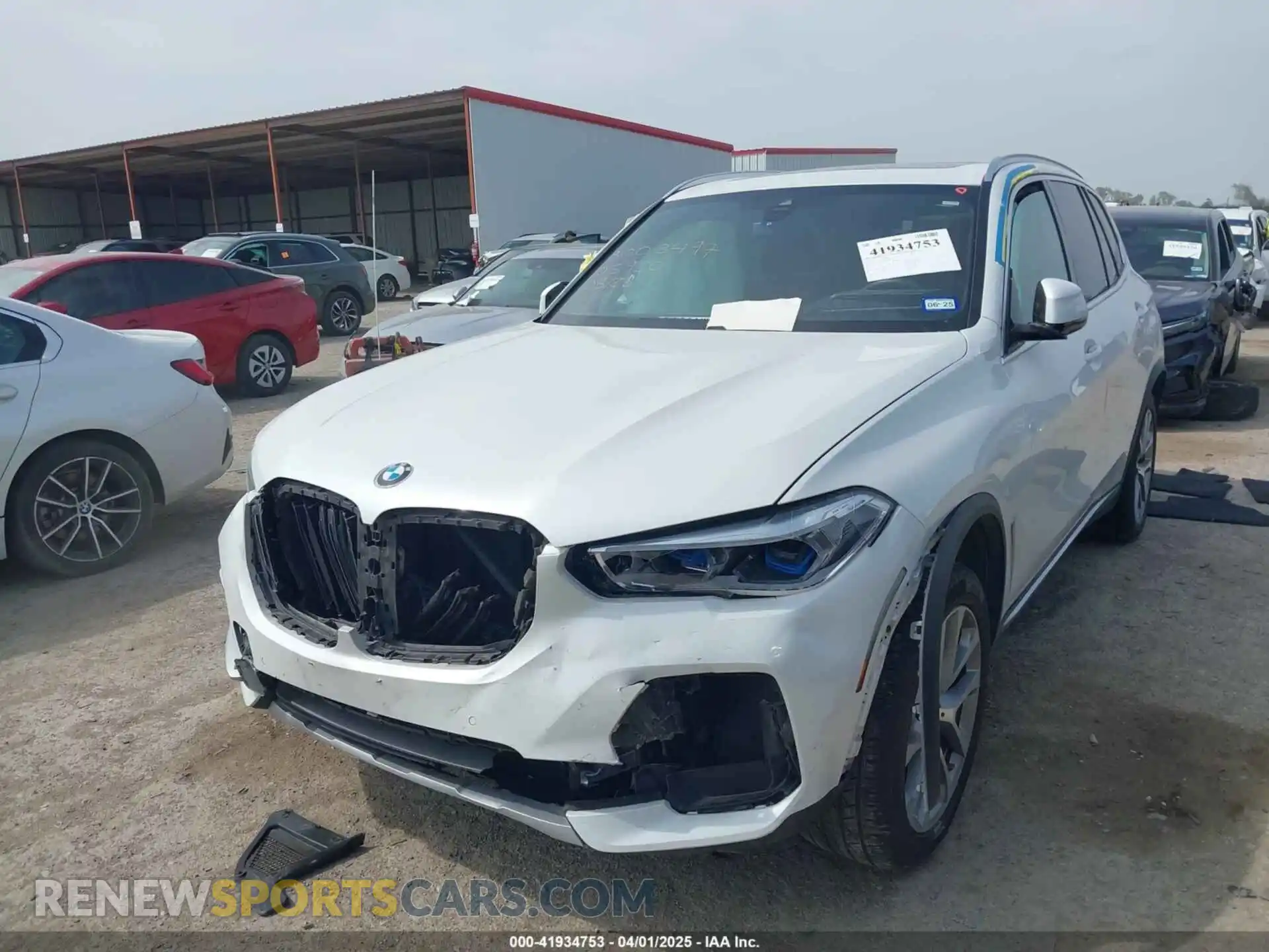 2 Photograph of a damaged car 5UXCR6C52KLL05920 BMW X5 2019