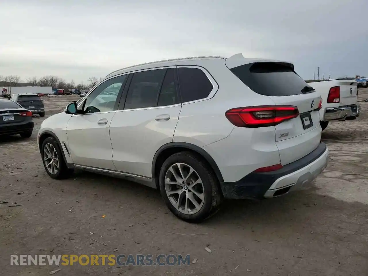 2 Photograph of a damaged car 5UXCR6C52KLL23639 BMW X5 2019