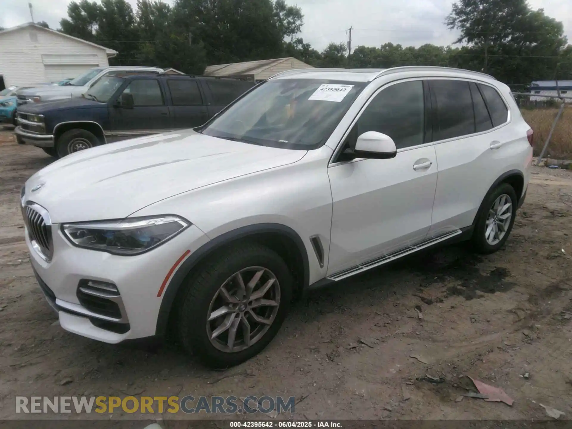 2 Photograph of a damaged car 5UXCR6C52KLL37038 BMW X5 2019