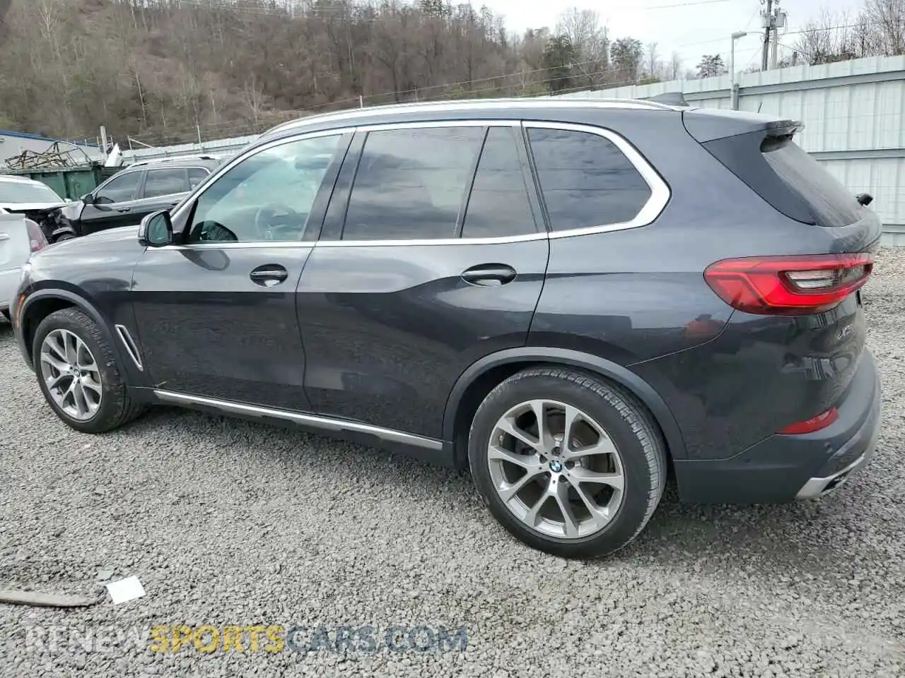 2 Photograph of a damaged car 5UXCR6C52KLL37766 BMW X5 2019