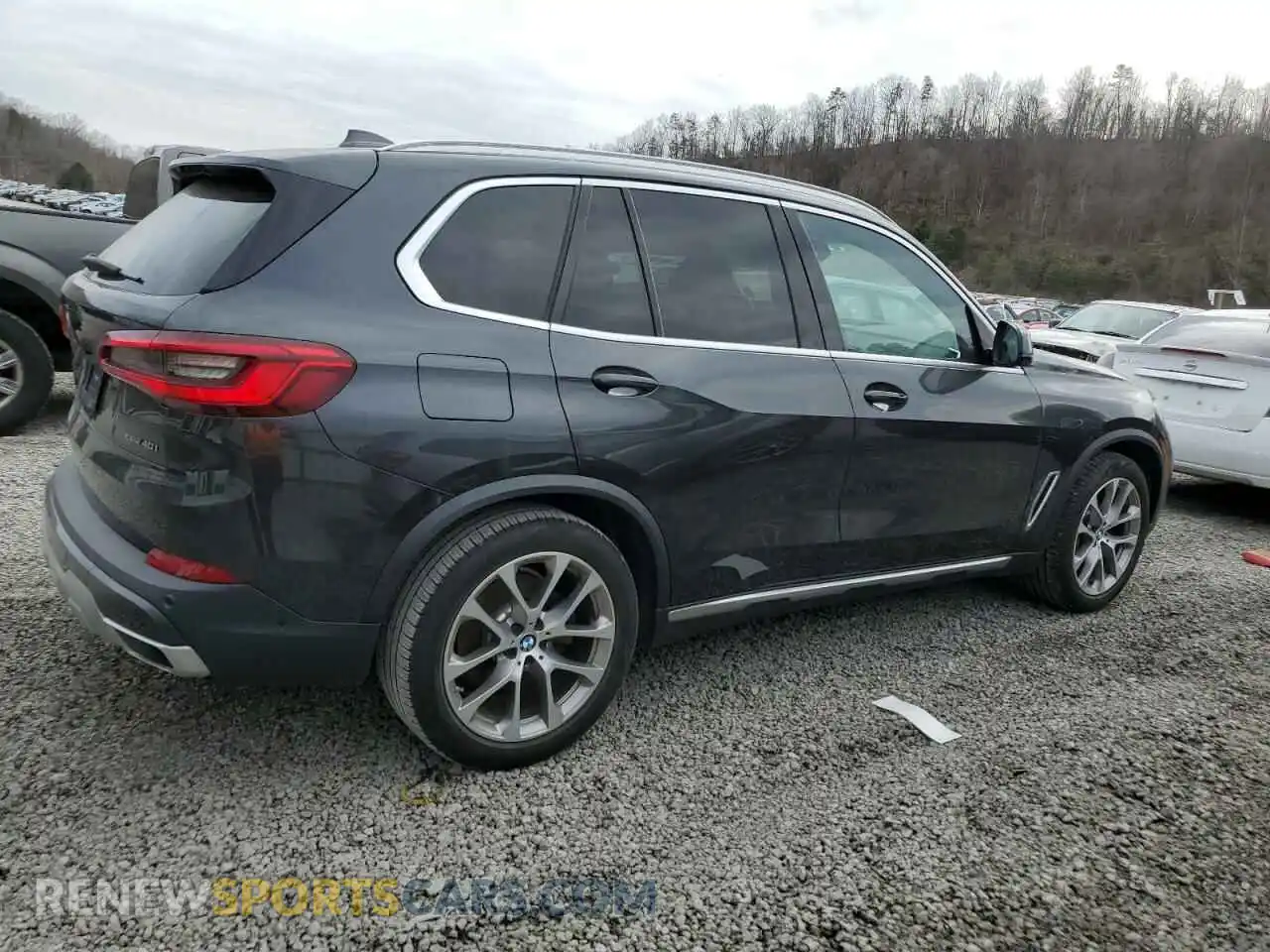 3 Photograph of a damaged car 5UXCR6C52KLL37766 BMW X5 2019