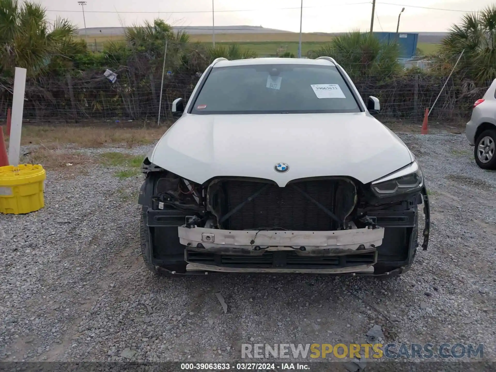 12 Фотография поврежденного автомобиля 5UXCR6C52KLL64840 BMW X5 2019