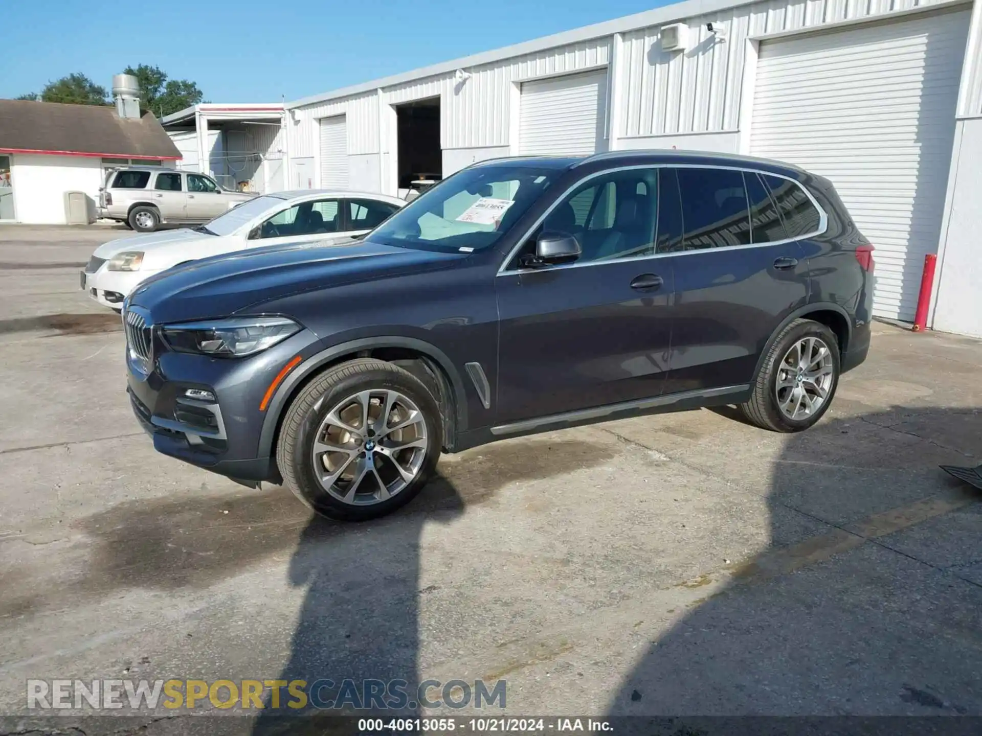 2 Photograph of a damaged car 5UXCR6C53KLL07286 BMW X5 2019