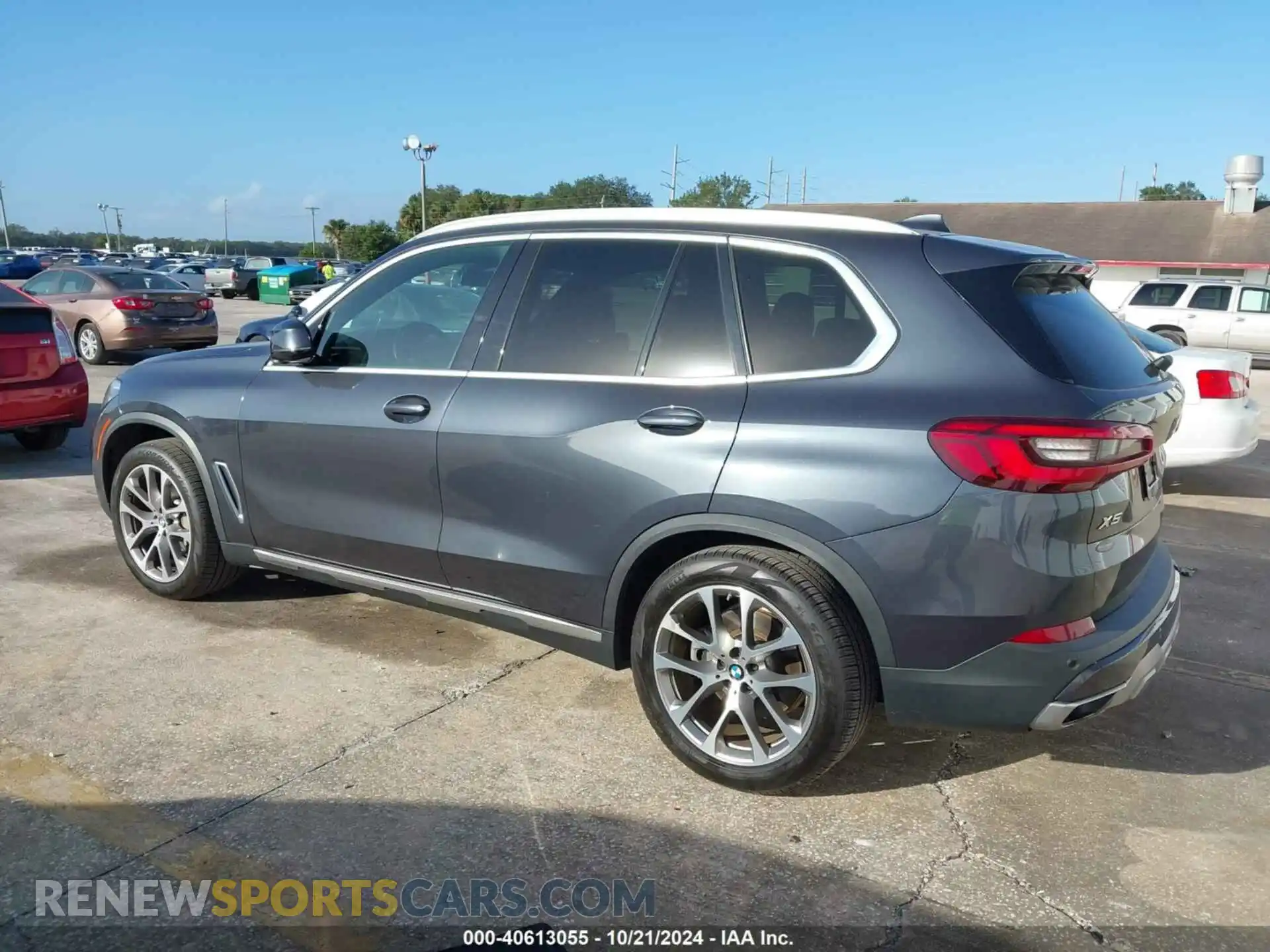 3 Photograph of a damaged car 5UXCR6C53KLL07286 BMW X5 2019