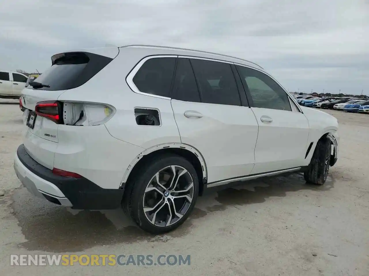 3 Photograph of a damaged car 5UXCR6C53KLL13685 BMW X5 2019