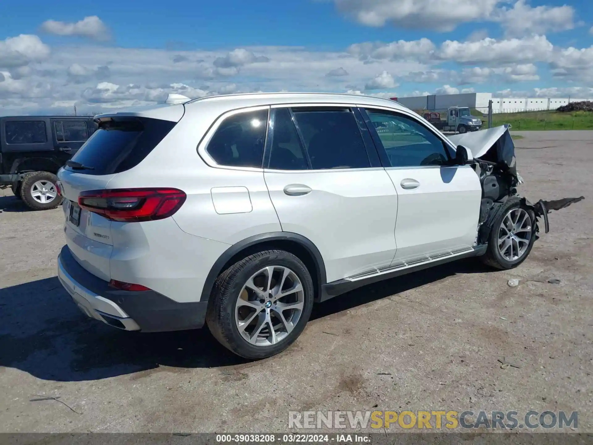4 Photograph of a damaged car 5UXCR6C54KLK83127 BMW X5 2019