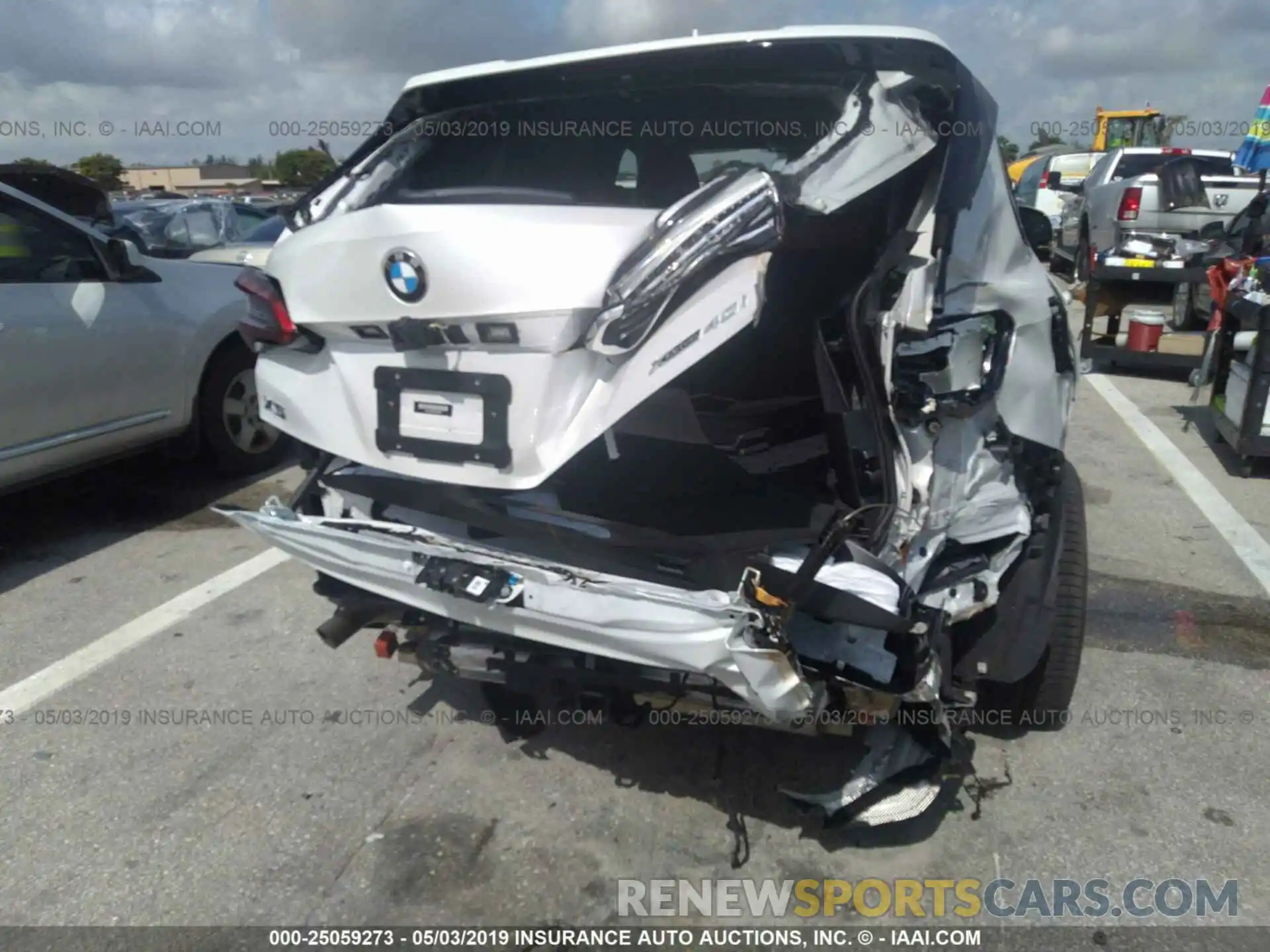 6 Photograph of a damaged car 5UXCR6C54KLK84648 BMW X5 2019
