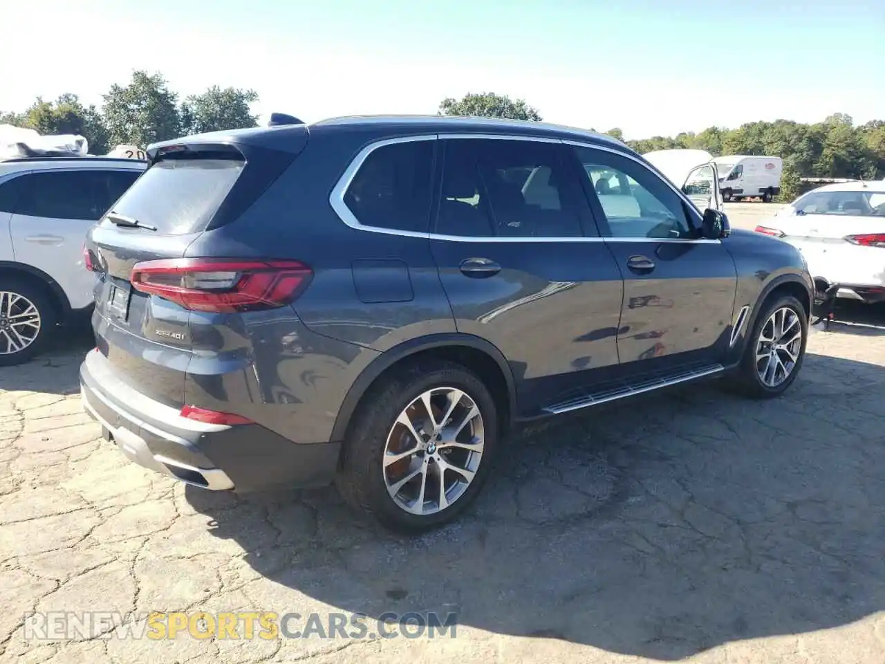3 Photograph of a damaged car 5UXCR6C54KLK85573 BMW X5 2019