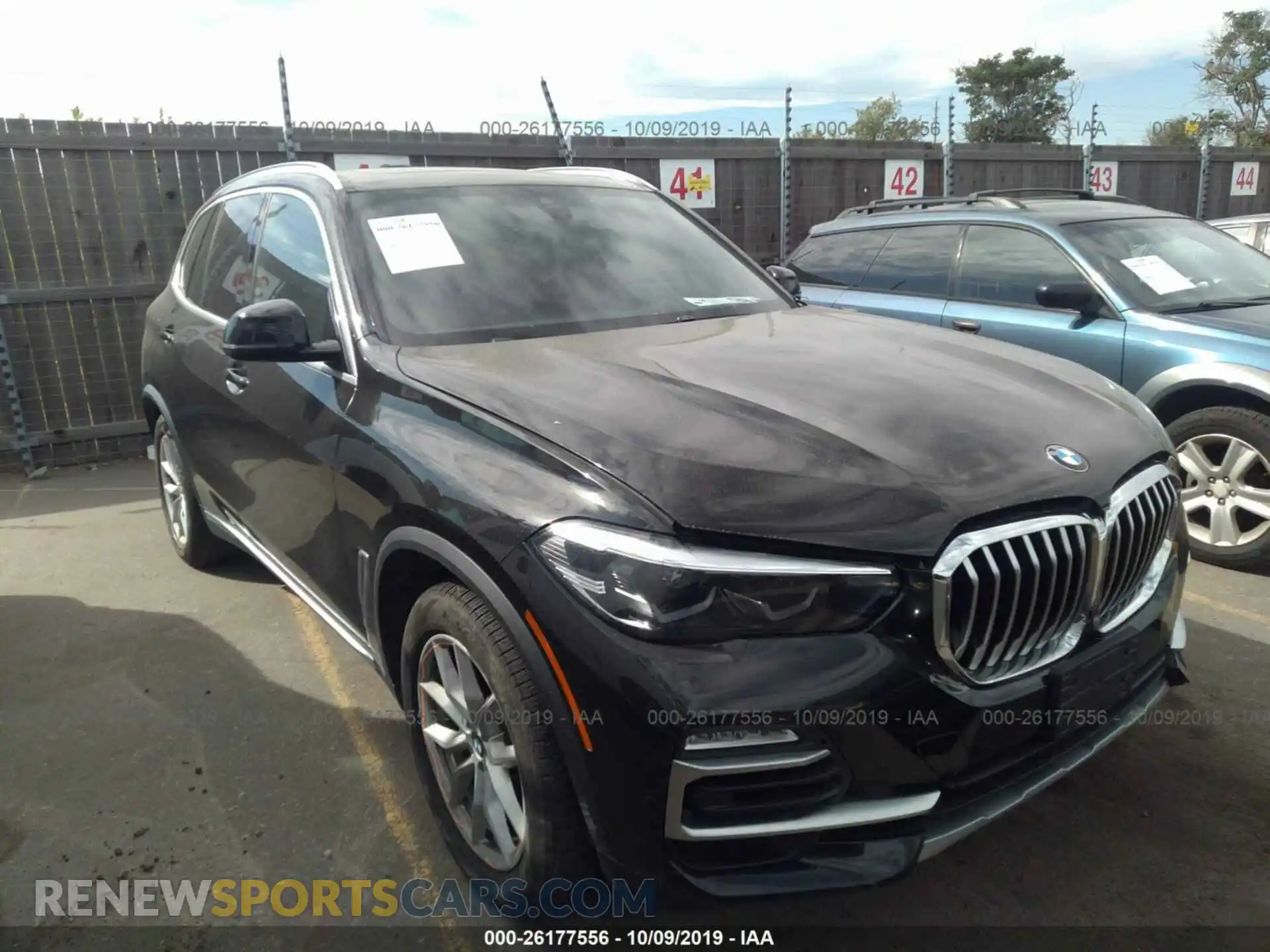 1 Photograph of a damaged car 5UXCR6C54KLL05658 BMW X5 2019