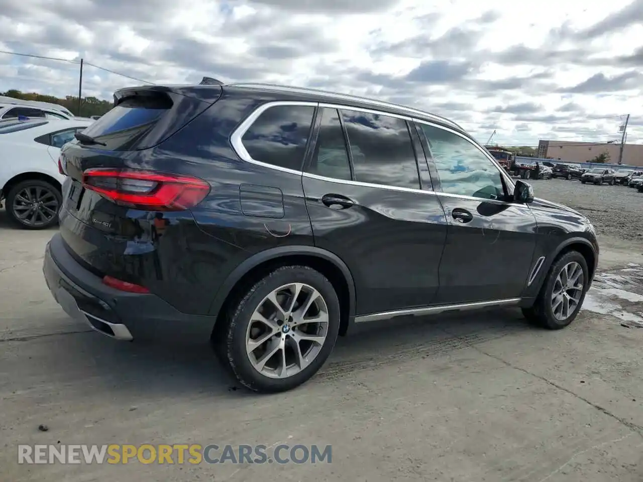 3 Photograph of a damaged car 5UXCR6C54KLL64211 BMW X5 2019