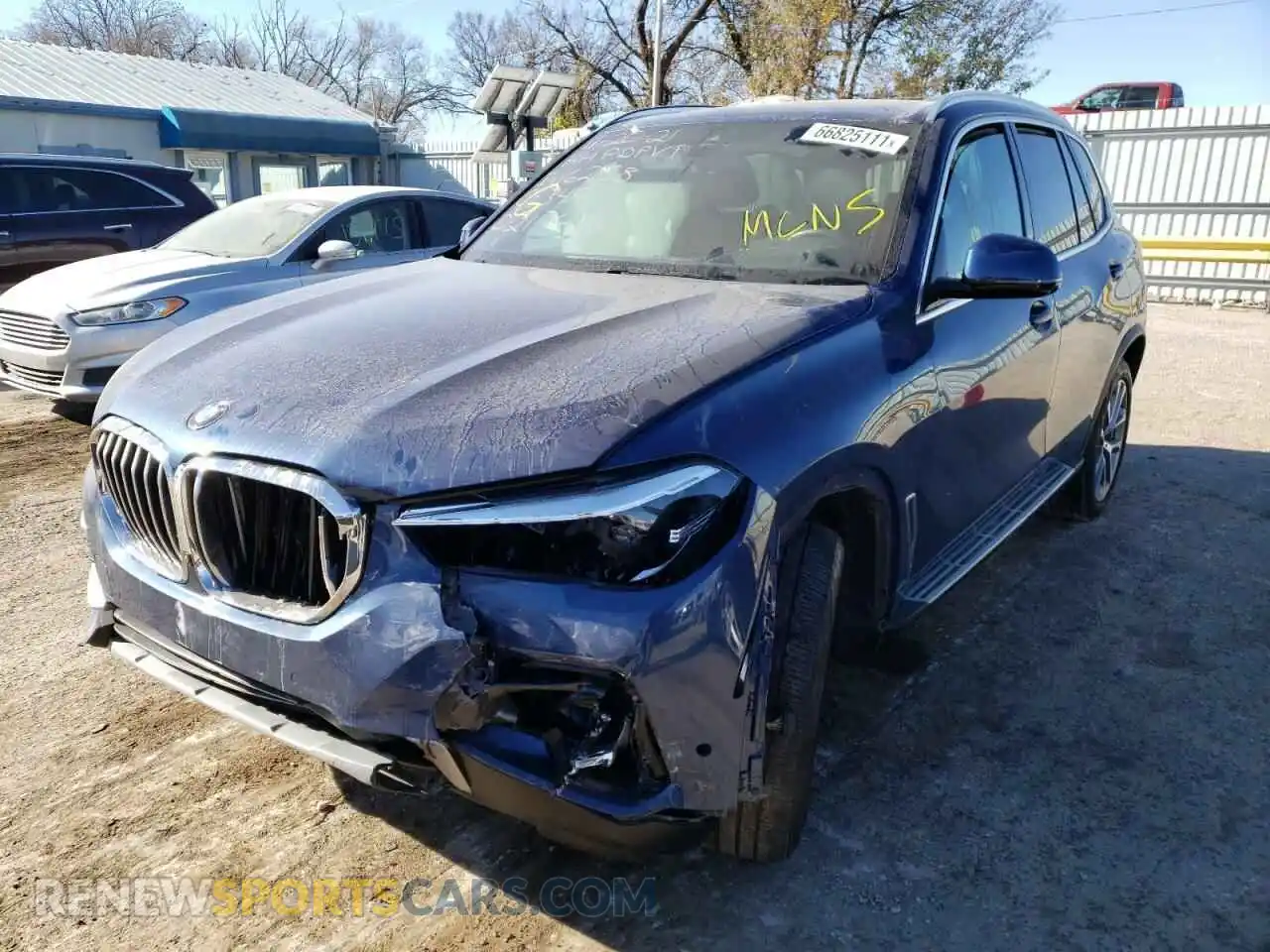 2 fotografías del automóvil dañado 5UXCR6C55KLK80737 BMW X5 2019