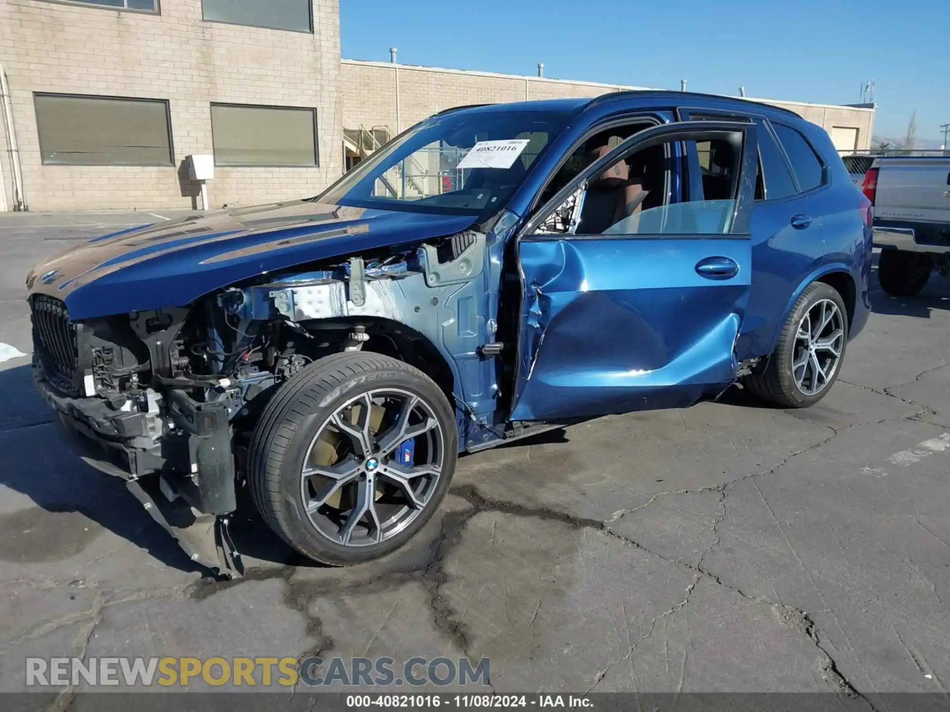 2 Photograph of a damaged car 5UXCR6C55KLL52360 BMW X5 2019
