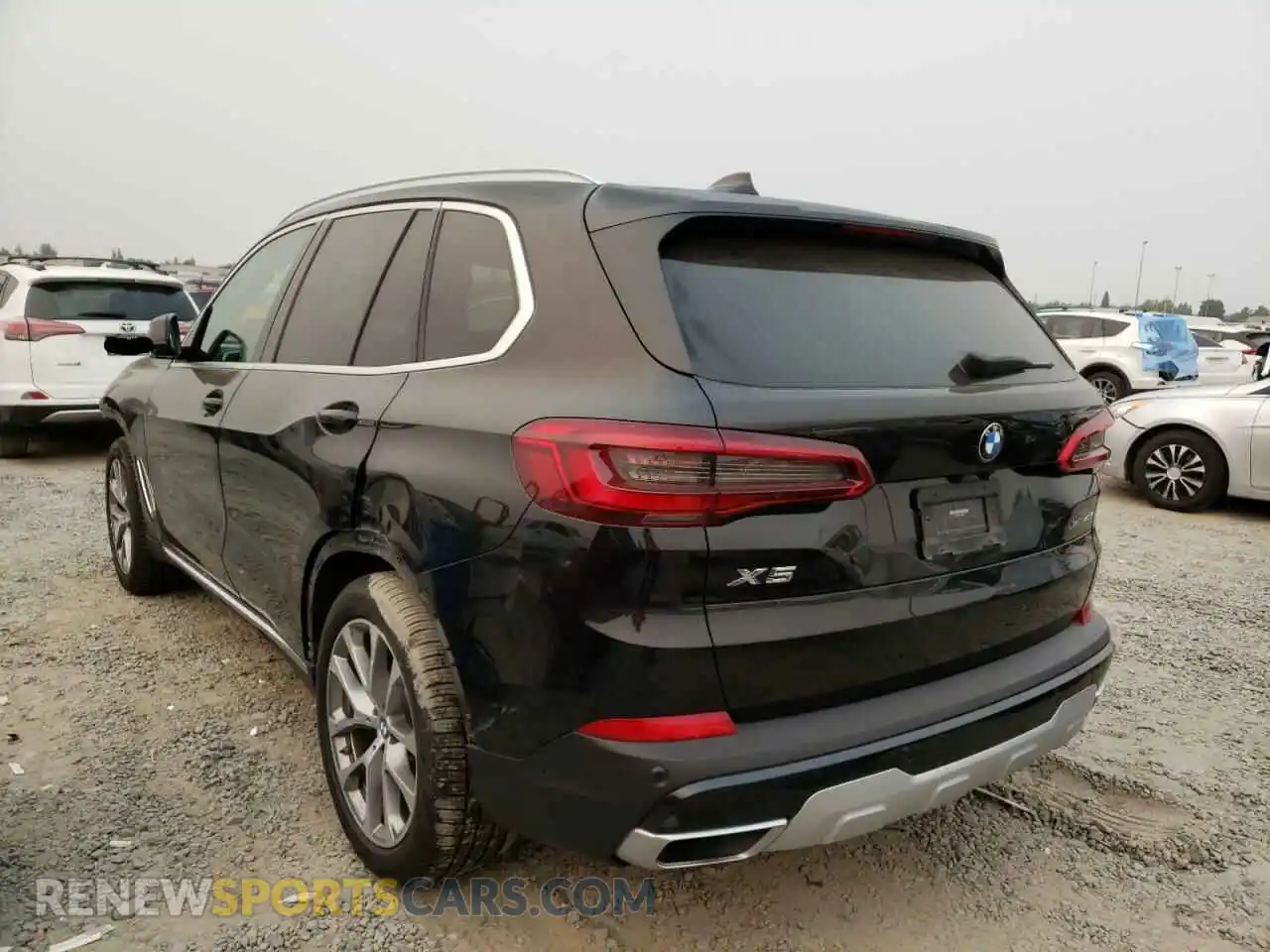 3 Photograph of a damaged car 5UXCR6C55KLL60295 BMW X5 2019