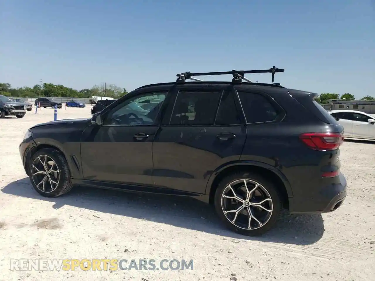 2 Photograph of a damaged car 5UXCR6C57KLK86877 BMW X5 2019