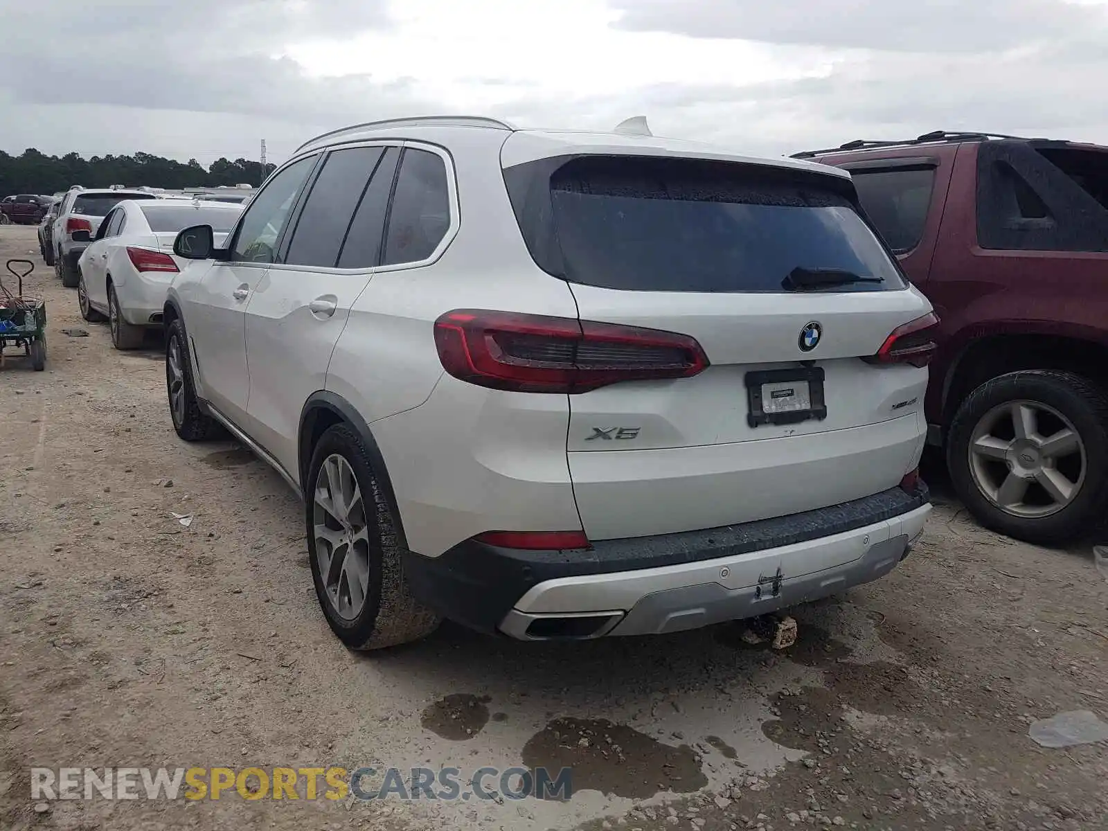 3 Photograph of a damaged car 5UXCR6C57KLL03984 BMW X5 2019