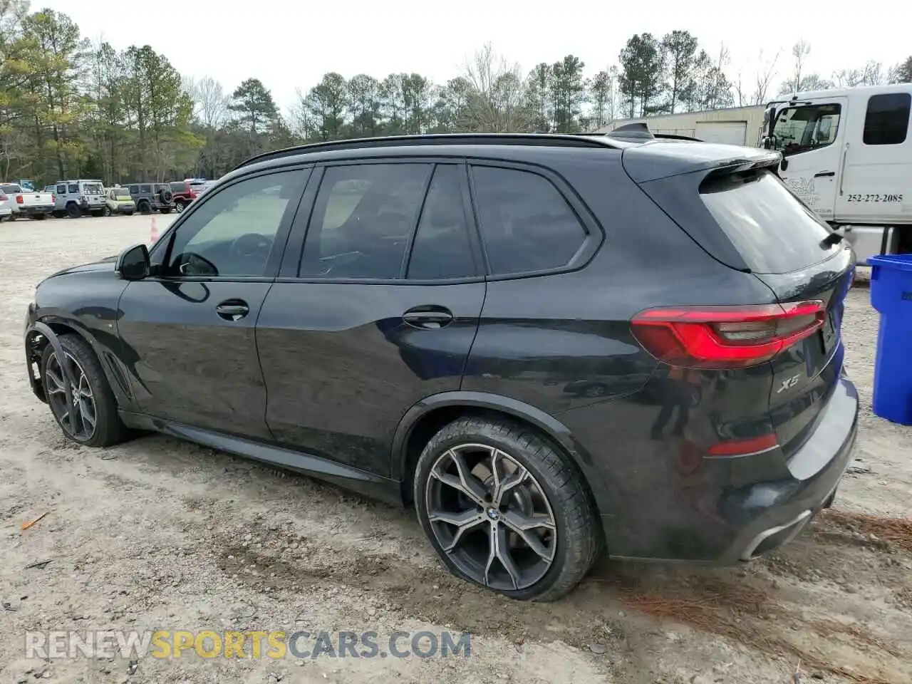 2 Фотография поврежденного автомобиля 5UXCR6C57KLL10269 BMW X5 2019