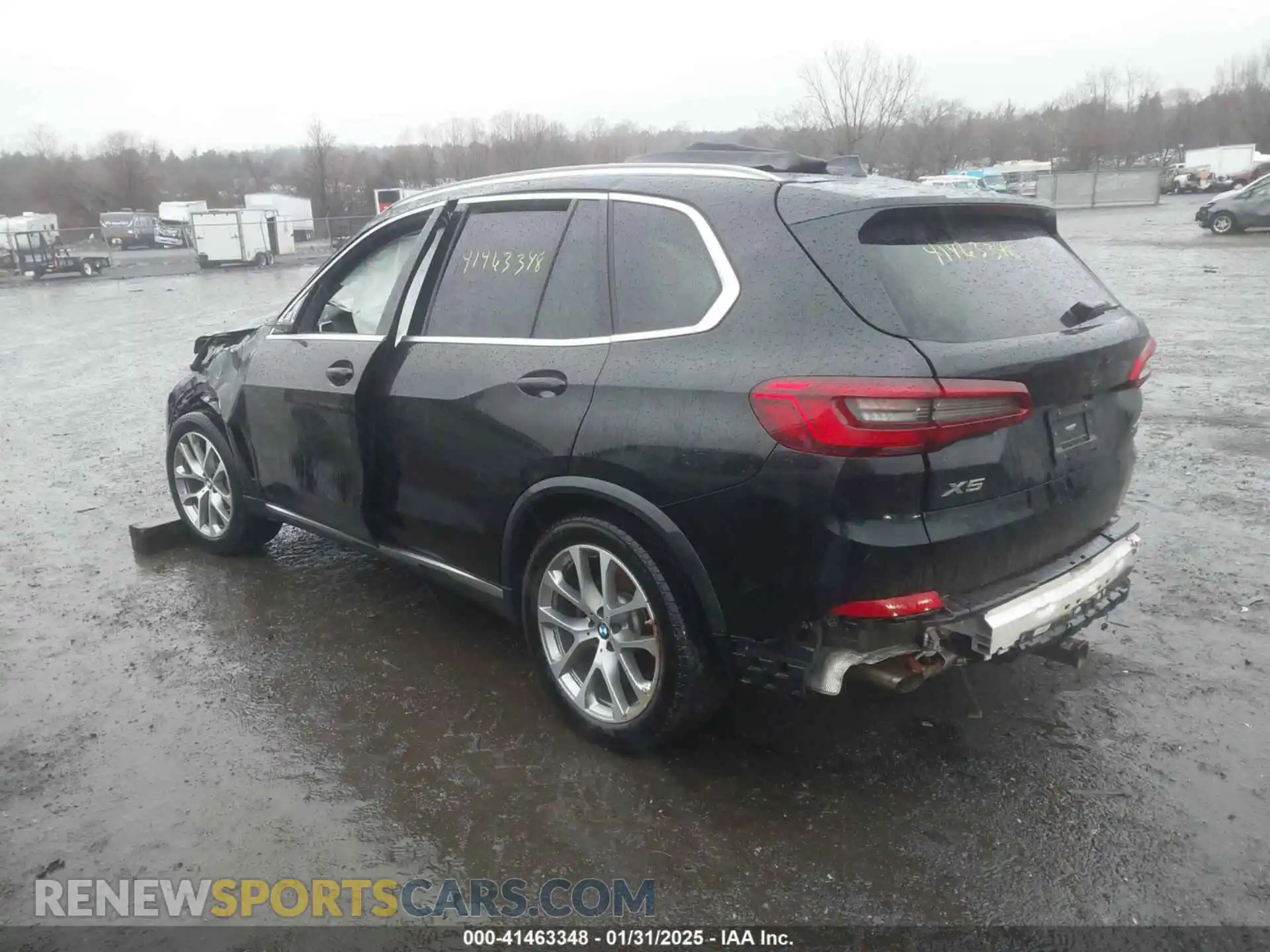 3 Photograph of a damaged car 5UXCR6C57KLL12460 BMW X5 2019