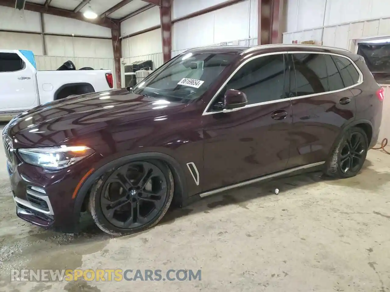 1 Photograph of a damaged car 5UXCR6C57KLL38881 BMW X5 2019
