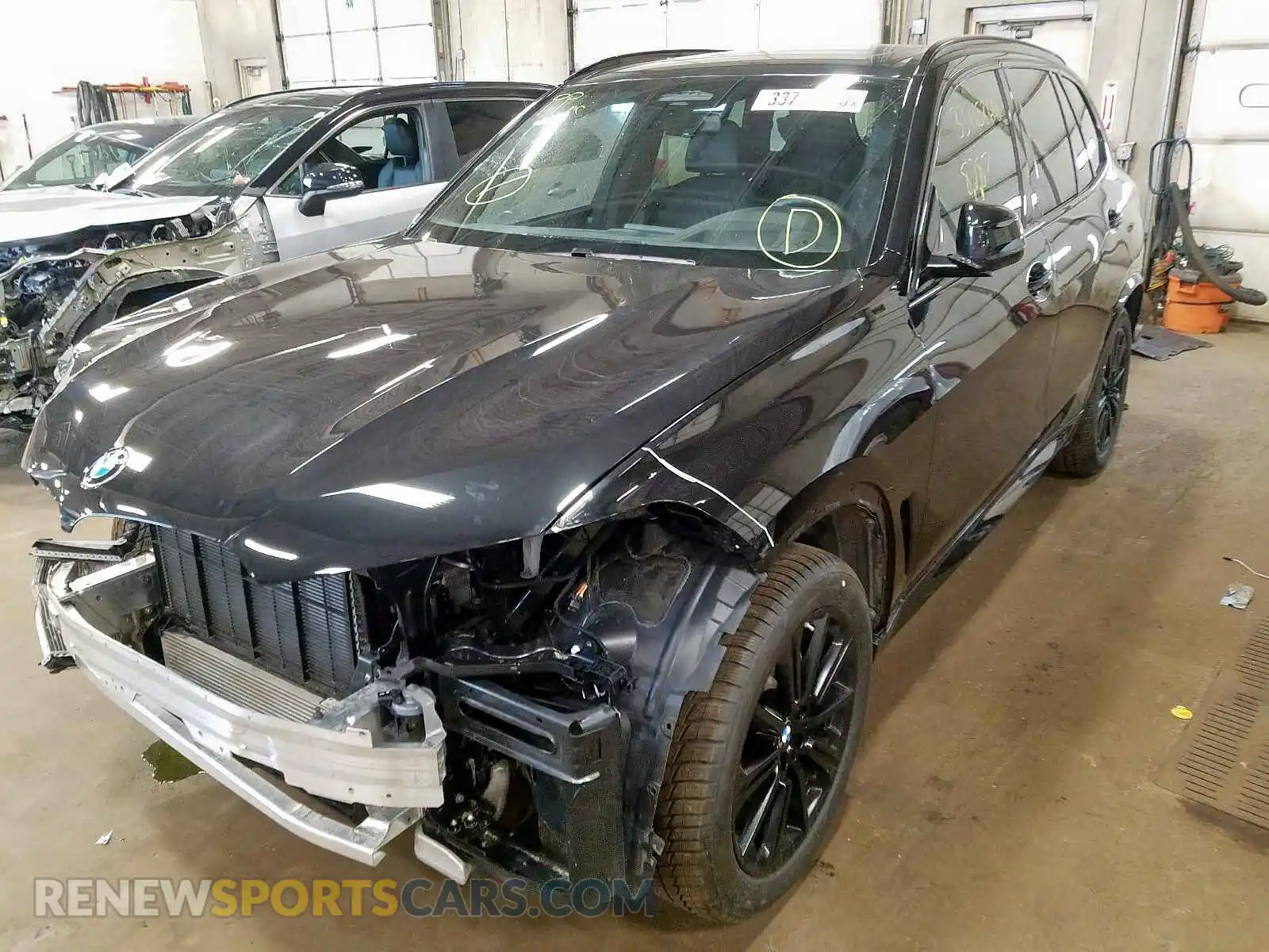 2 Photograph of a damaged car 5UXCR6C57KLL62954 BMW X5 2019