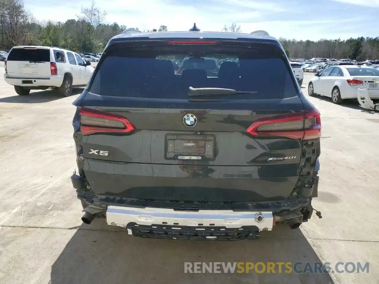 2 Photograph of a damaged car 5UXCR6C58KLL09373 BMW X5 2019