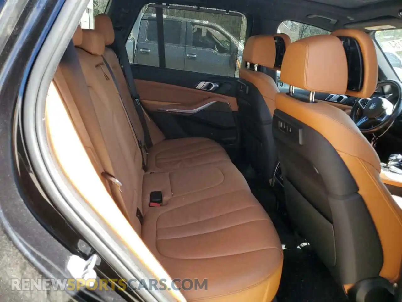 3 Photograph of a damaged car 5UXCR6C58KLL09373 BMW X5 2019