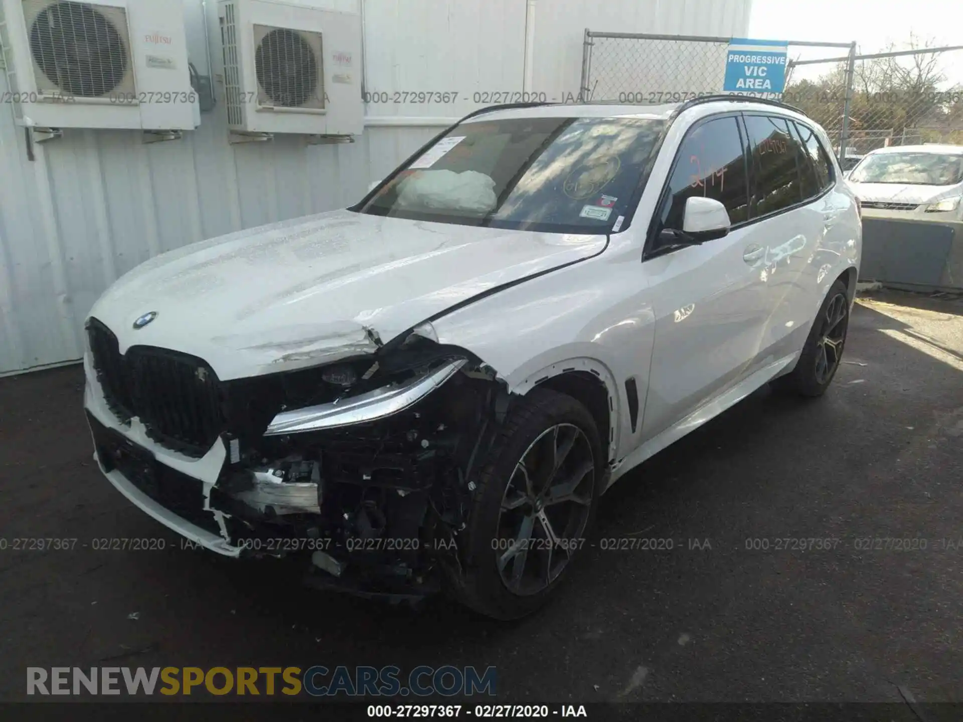 2 Photograph of a damaged car 5UXCR6C58KLL09518 BMW X5 2019