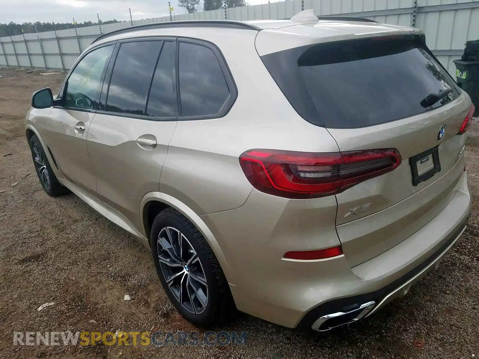 3 Photograph of a damaged car 5UXCR6C58KLL24441 BMW X5 2019