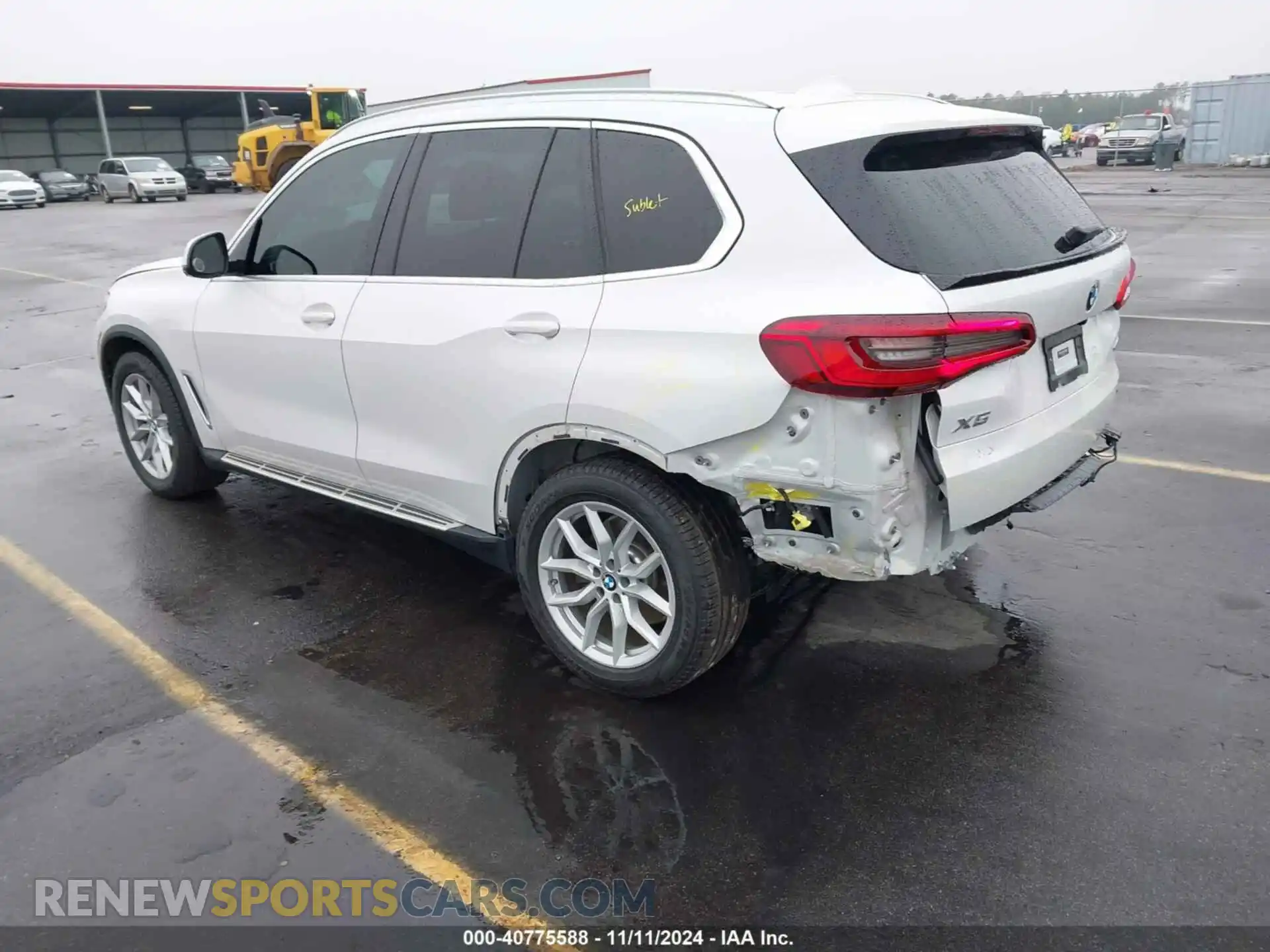 3 Фотография поврежденного автомобиля 5UXCR6C59KLL01010 BMW X5 2019